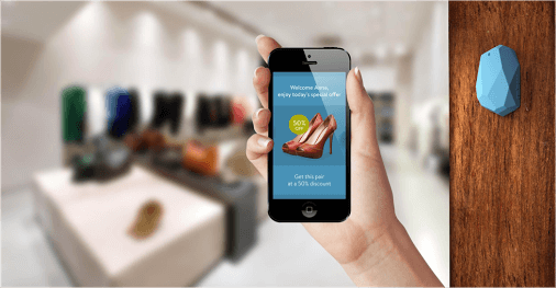 Eine Smartphone App wird in Kombination mit einem Beacon im Shop genutzt, um eine ganzheitlich personalisierte Customer Journey vor Ort zu ermöglichen.